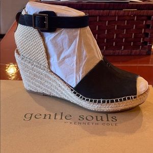 NWT Black wedge Celisse Gentle Souls espadrilles